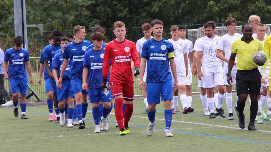 Die U18 von Bayern Alzenau zu Gast bei Waldhof Mannheim